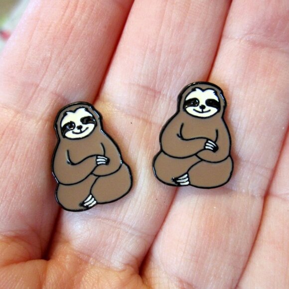 Sloth Earrings~Hypoallergenic - Picture 1 of 5